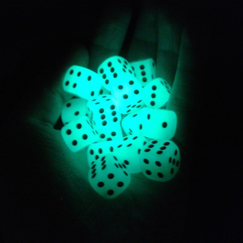 10-Pack  D6 6 Faces Dice Glow  - Board Game Yahtzee บทวิจารณ์และราคา