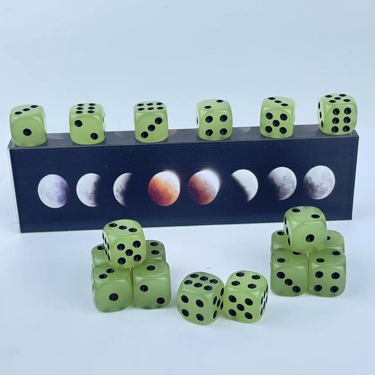 10 Pack 14mm D6 Six Sided Glow - Board Game Yahtzee บทวิจารณ์และราคา